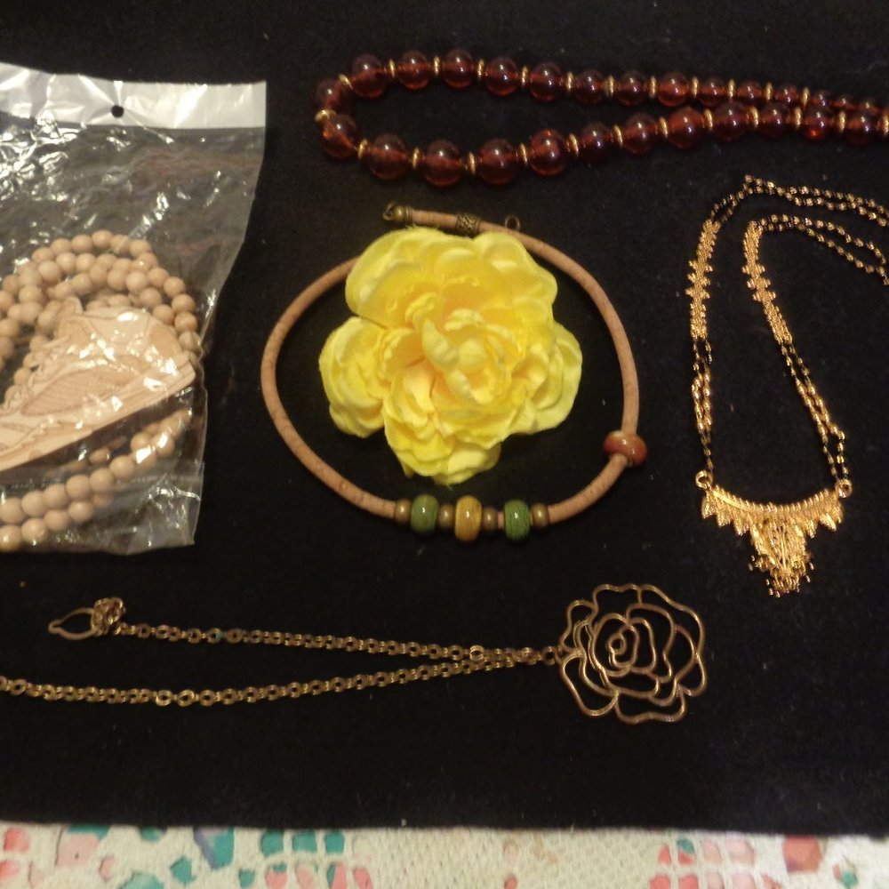 WHITE LOTUS STYLED TENNIS SHOE PRAYER BEADS ETHNIC NECKLACES LOT
